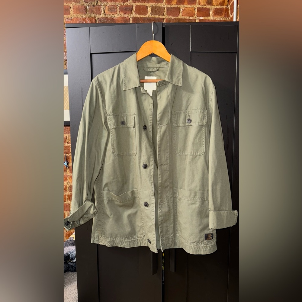 H&M Olive Green Casual Button Down Shirt